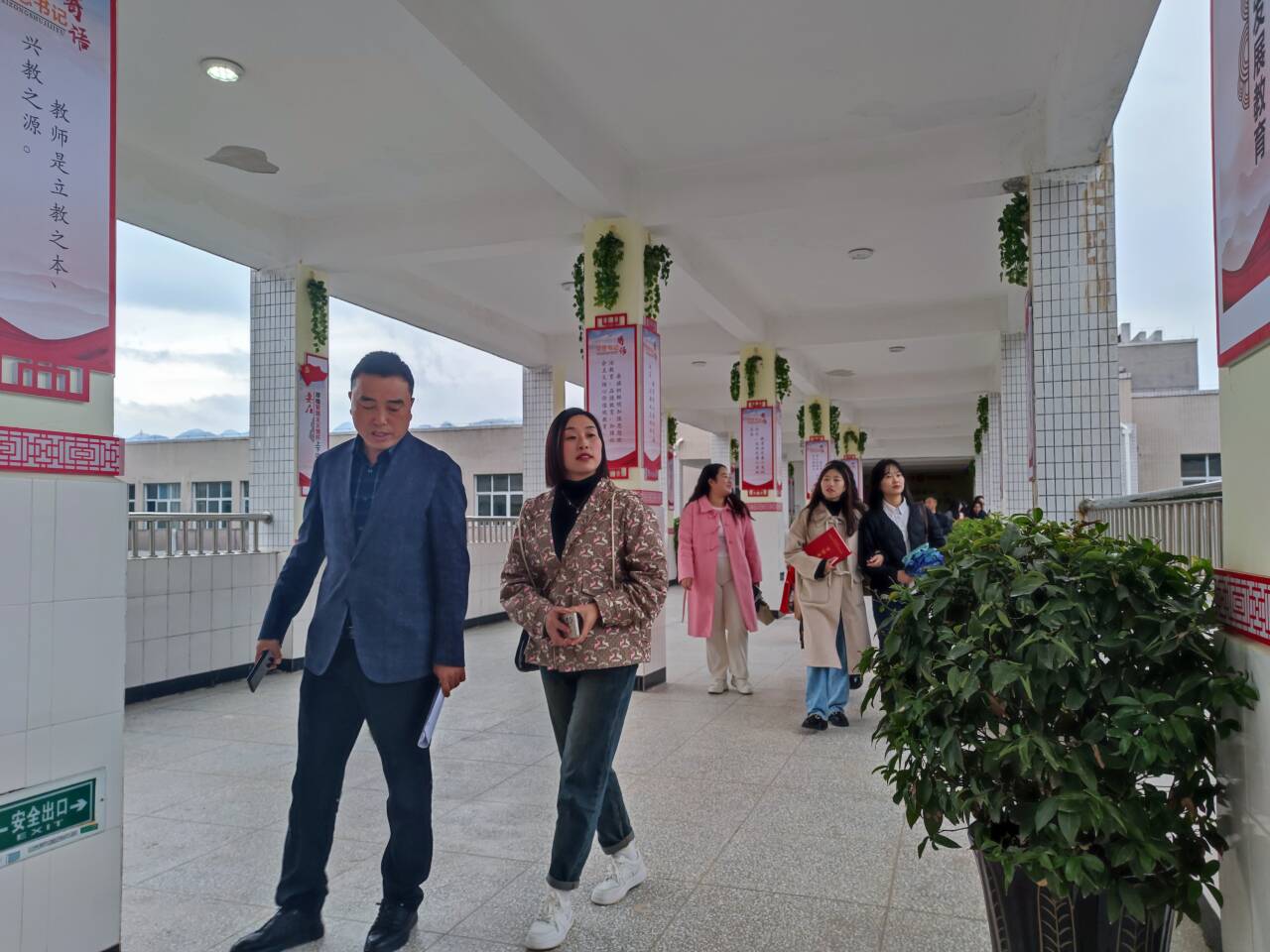 1699941419281002193.jpg 1699941419281002193.jpg