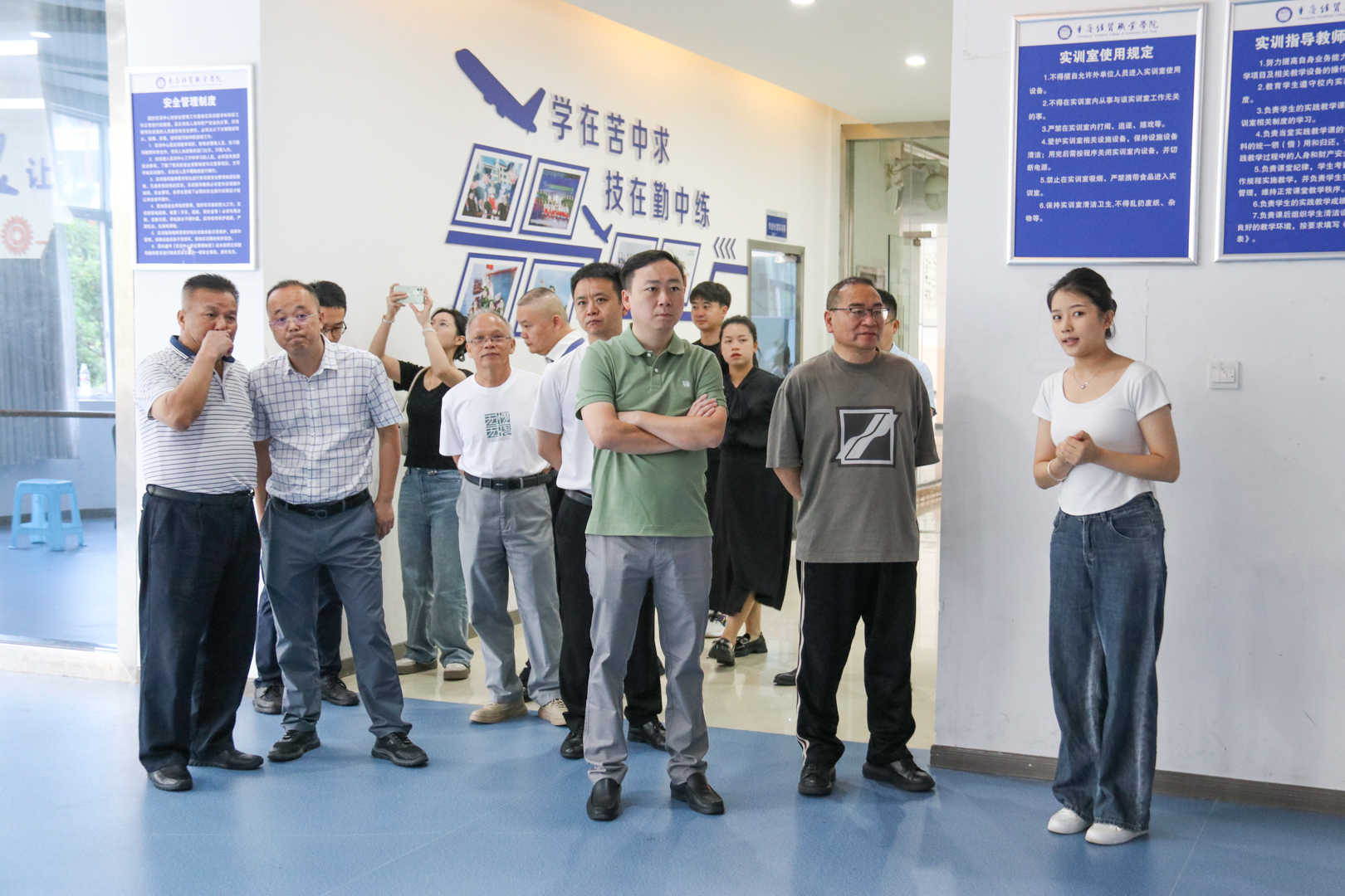 1718944230263001883.jpg IMG_6072.jpg